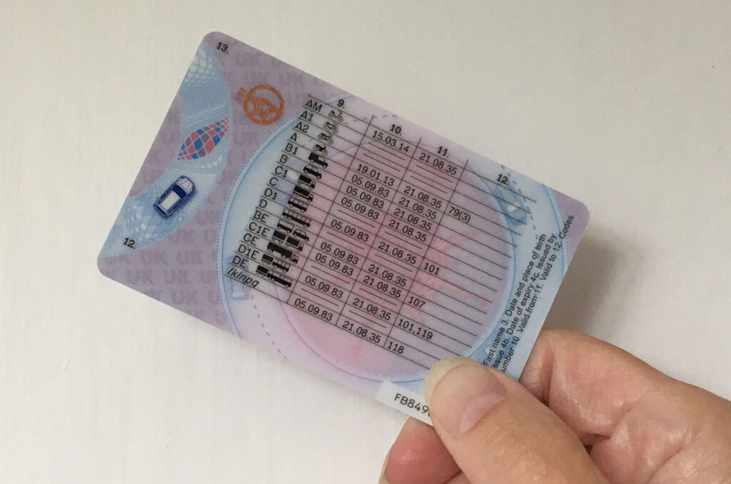 replace damaged driving licence